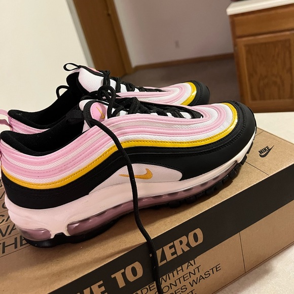 Nike Air Max 97 "Black/White/Light Arctic Pink/Dark Sulfur” size 7 - Picture 5 of 5